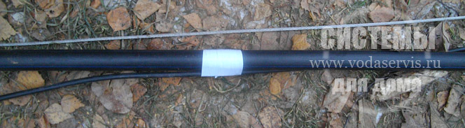 фиксация кабеля и водоподъемной трубы